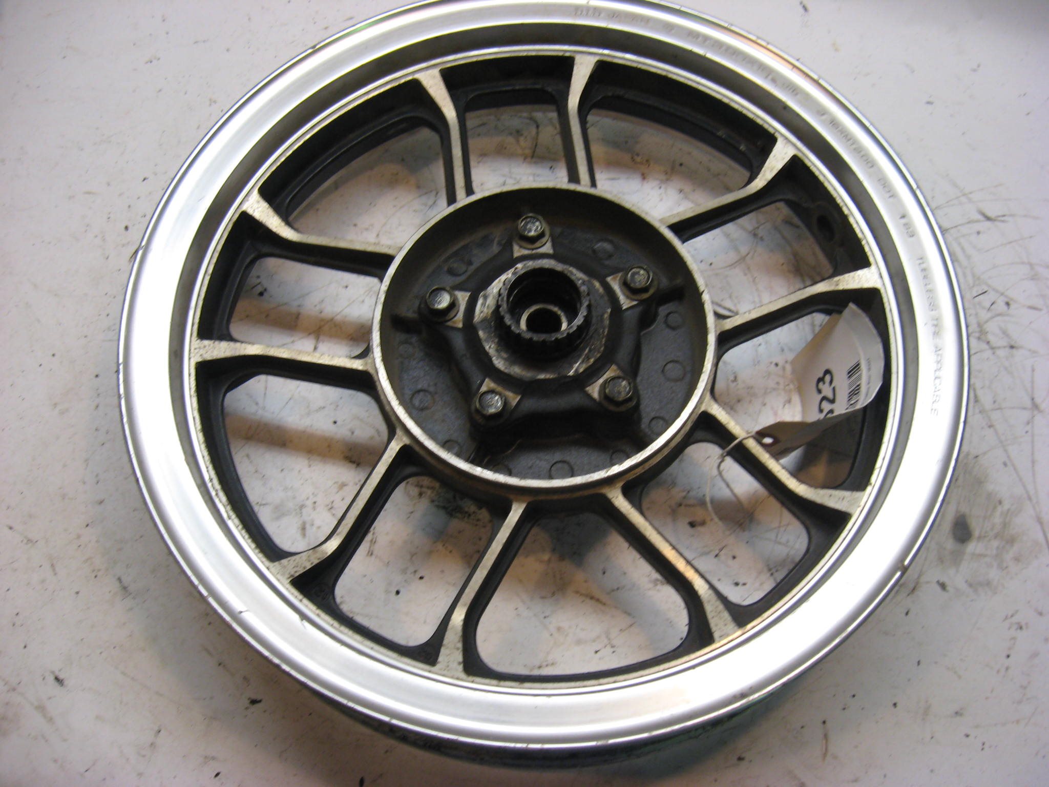198385 Honda VT500C SHADOW Rear Wheel