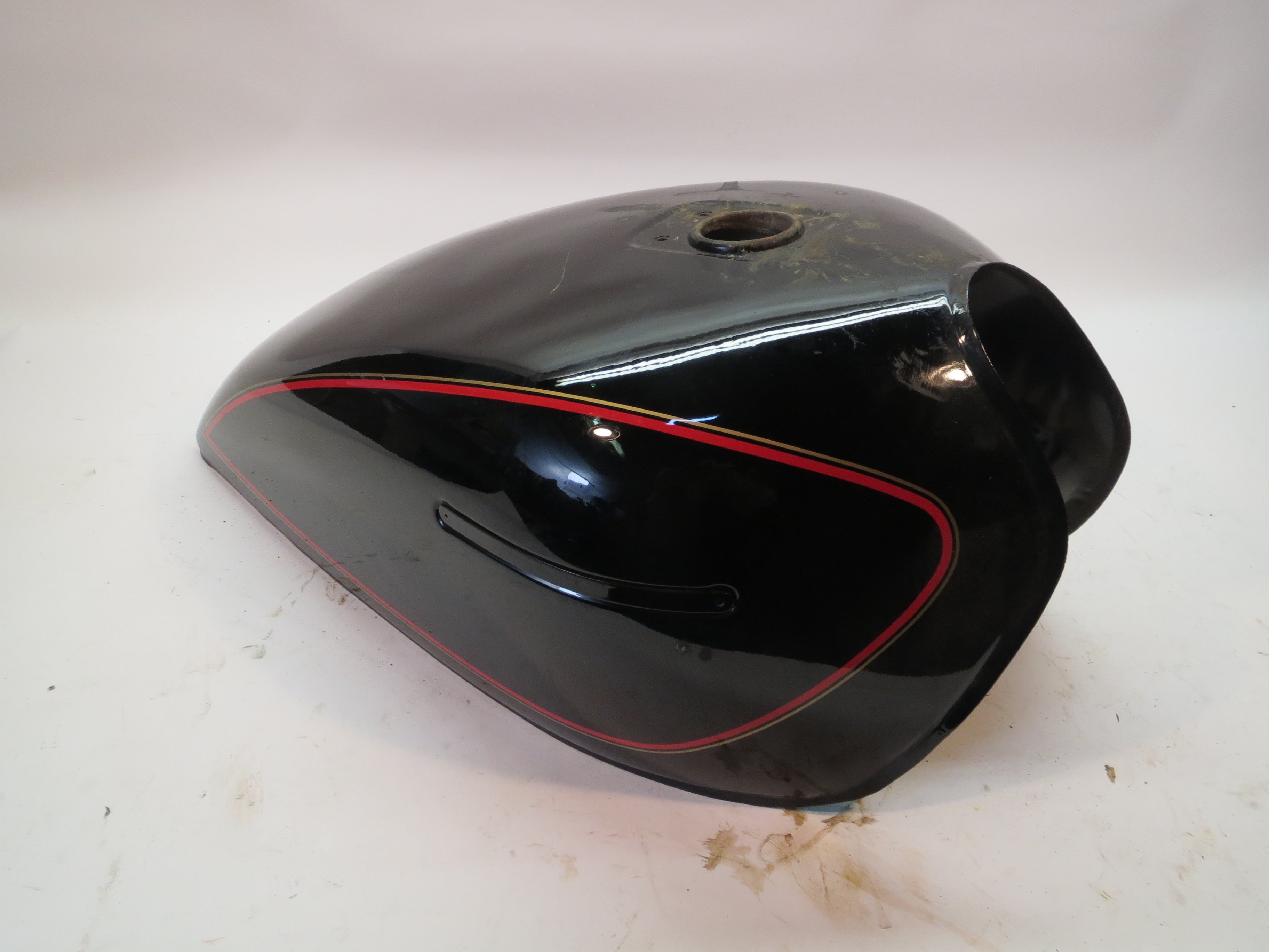 Kz1000 gas tank hot sale