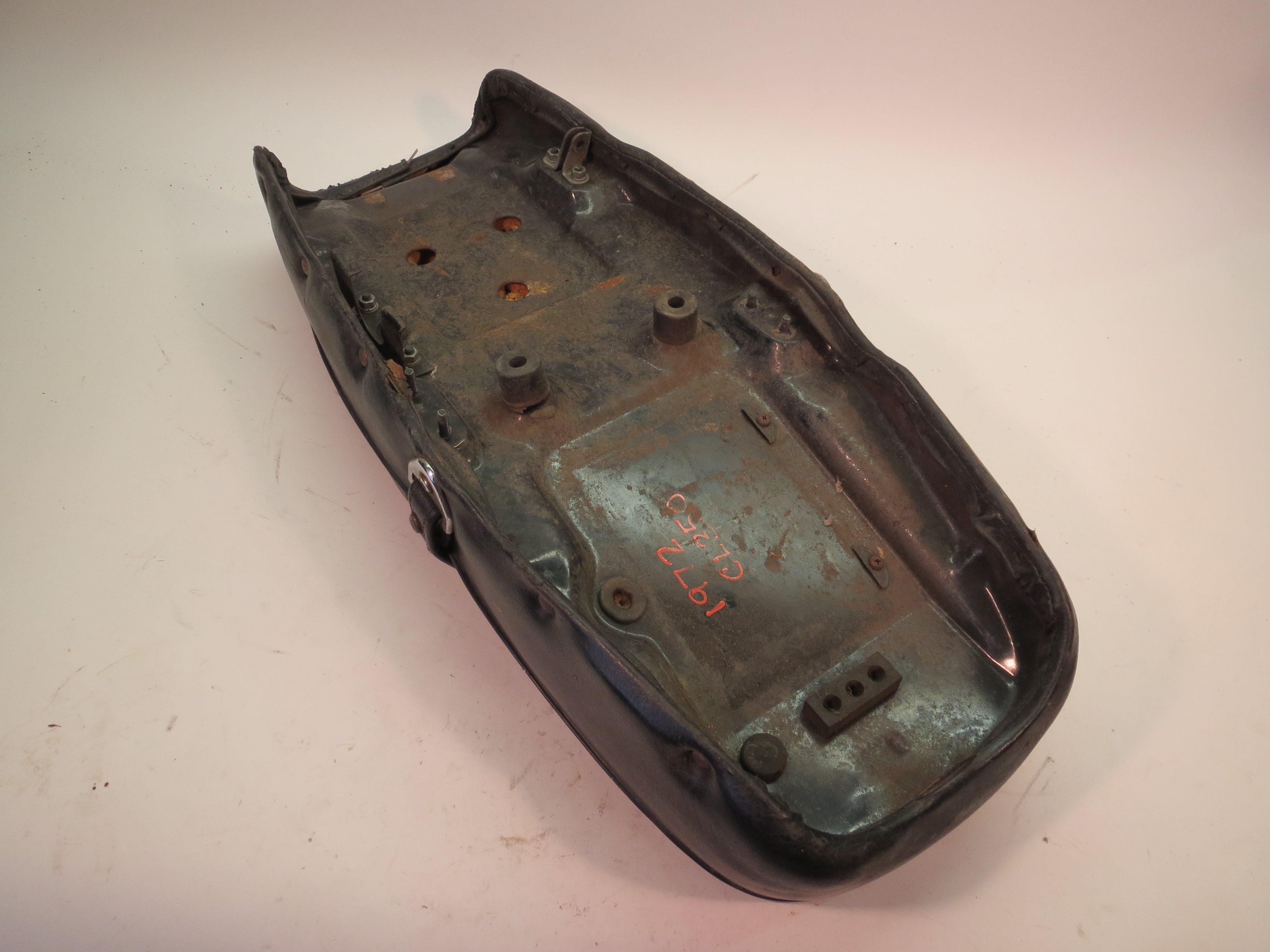 honda cl350 seat