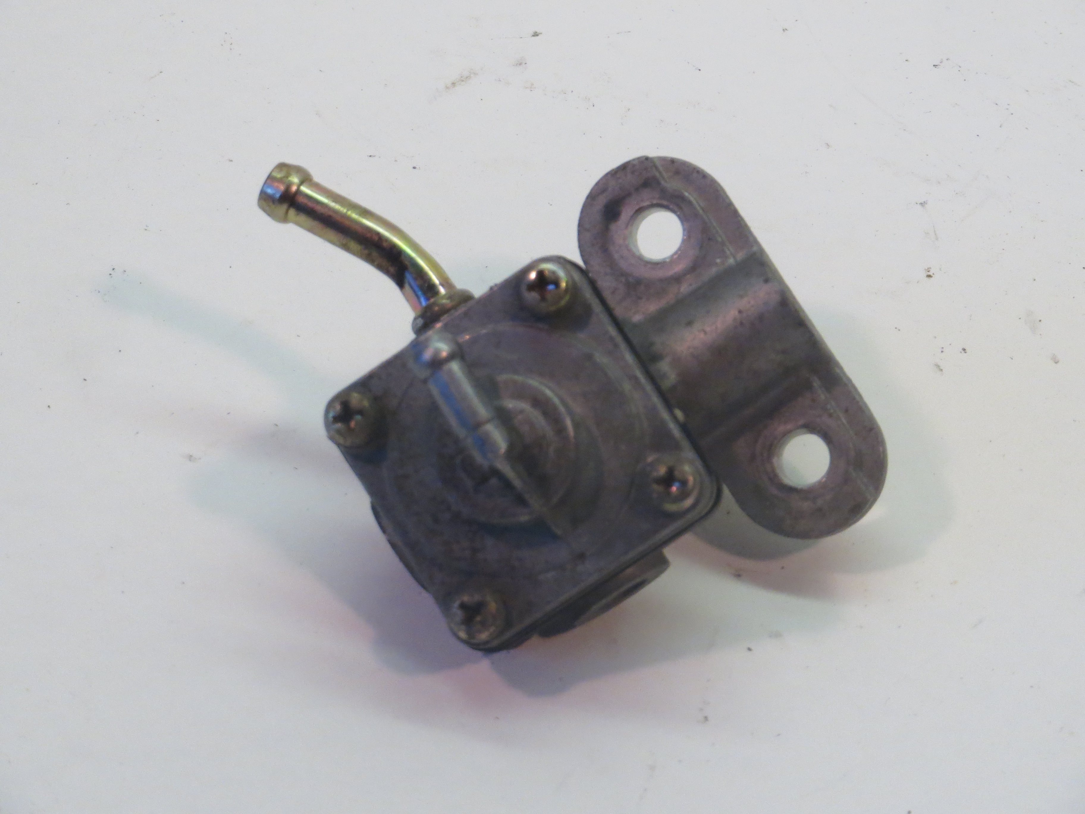 New Genuine Suzuki Fuel Gas Petrol Petcock Tap Valve 99 00 01 02 SV650 S  #N01
